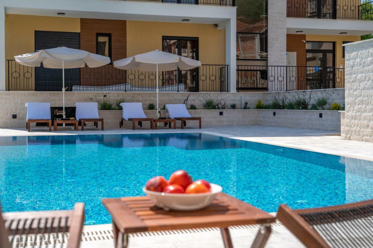 Sealine Apartments A1 Tivat Exterior foto